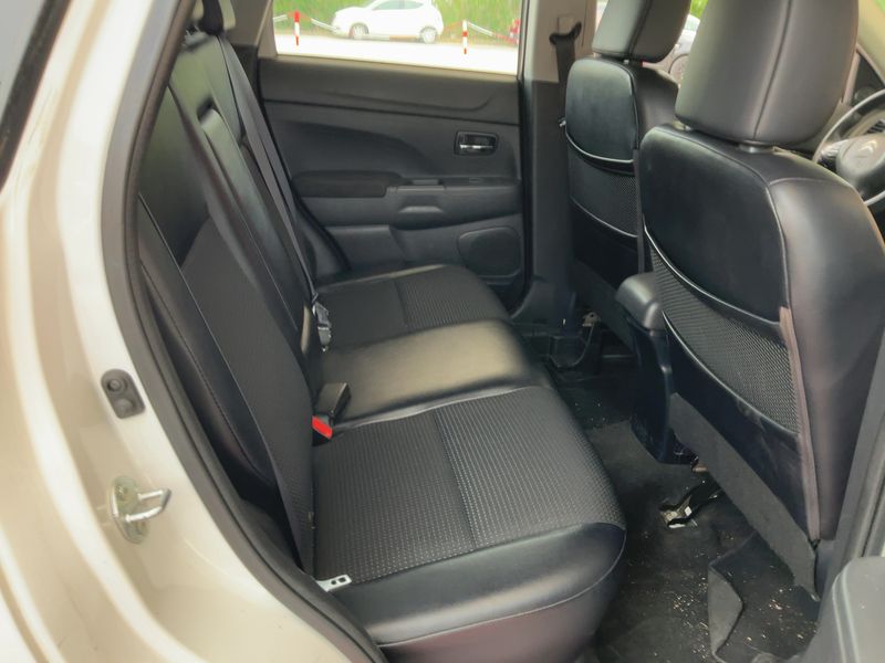 Citroen C4 Aircross 1.6 HDi Attraction 2WD — zdjęcie 14