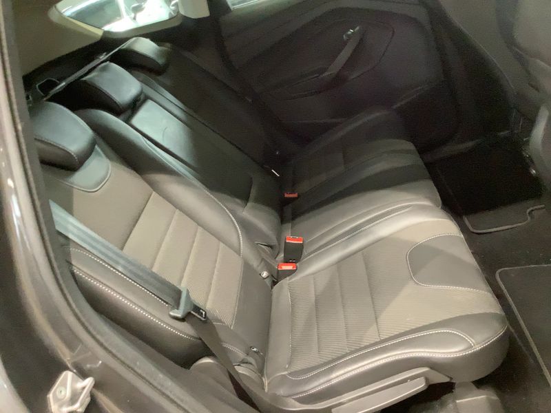 Ford Kuga 2.0 TDCi Individual — zdjęcie 14