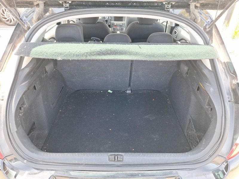Citroen C4 1.6 HDi Confort — zdjęcie 9