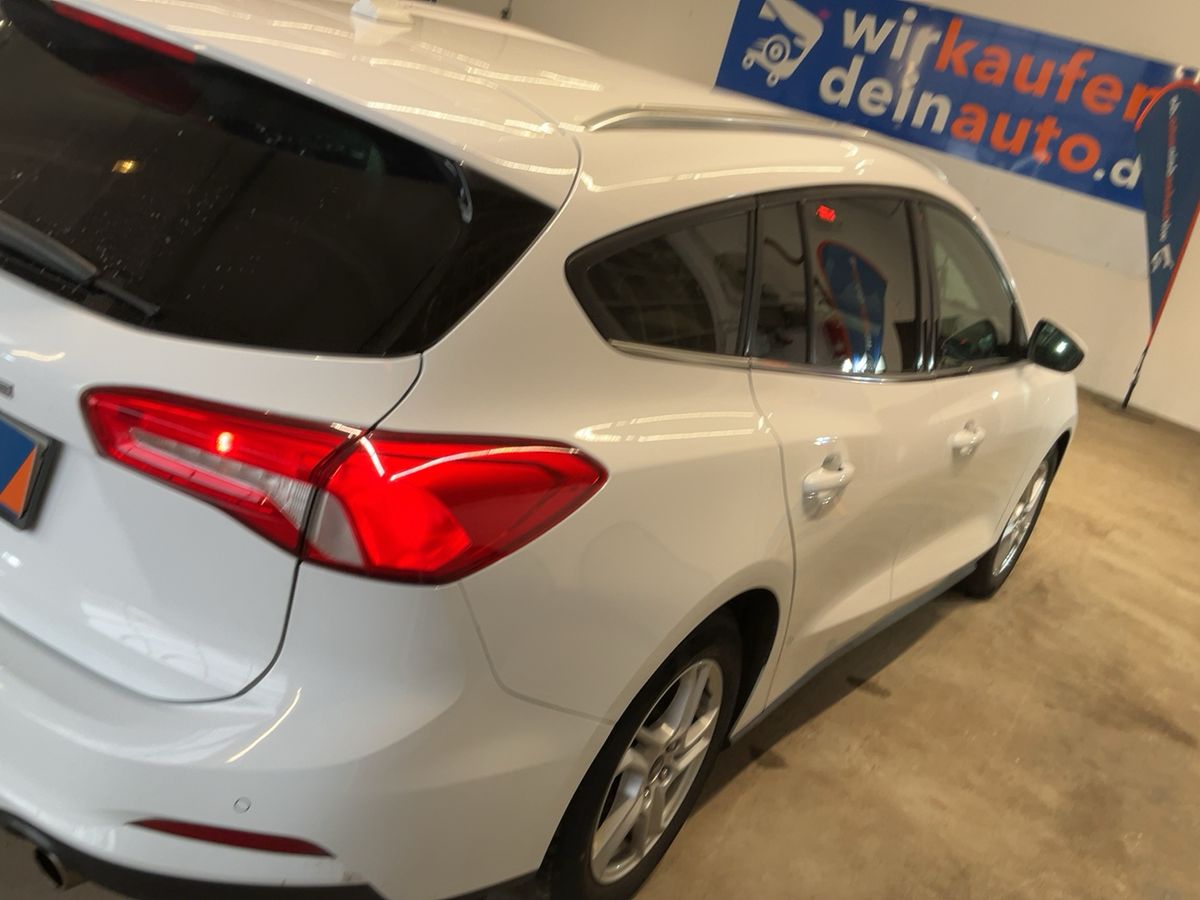 Ford Focus 2019 — photo 9