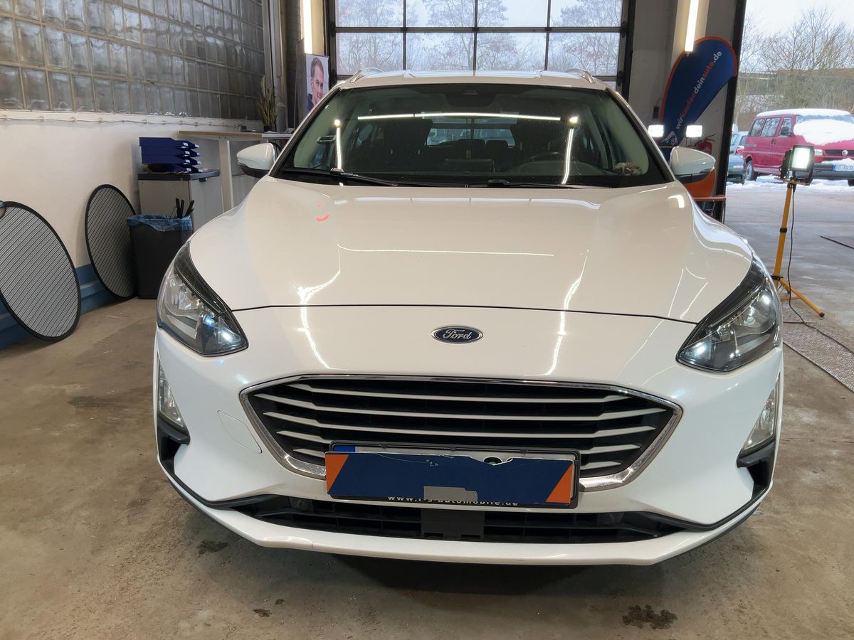 Ford Focus 2019 — photo 15