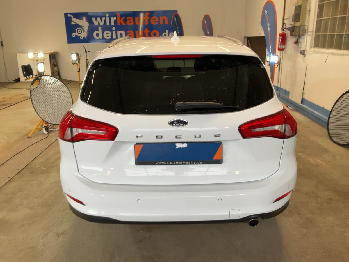 Ford Focus 2019 — photo 8