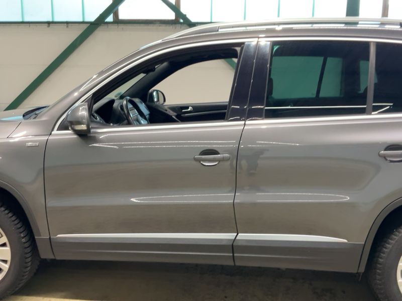 Volkswagen Tiguan 1.4 TSI Life BlueMotion Tech — zdjęcie 4