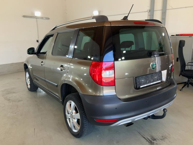 Skoda Yeti 1.2 TSI Elegance — zdjęcie 3