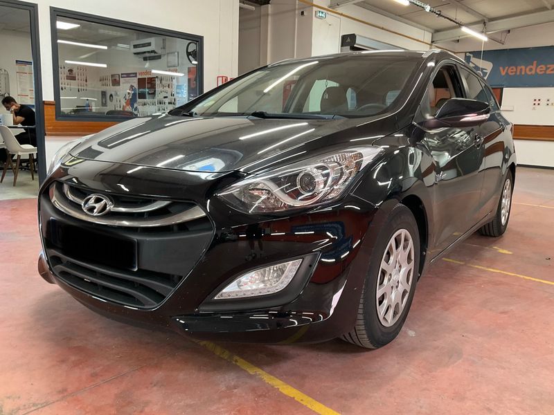 Hyundai i30 1.6 CRDi Classic 2013 – снимка 1