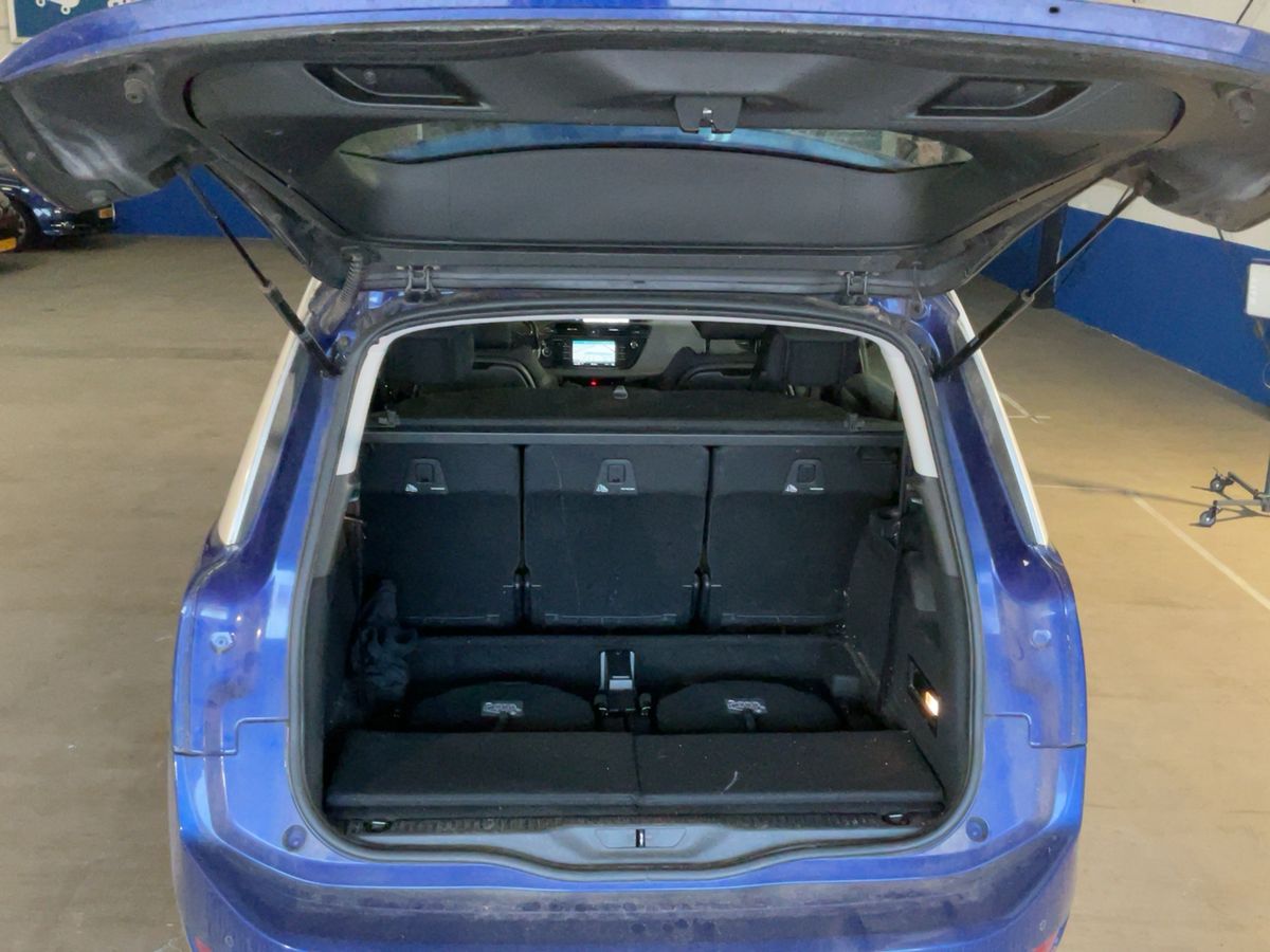 Citroen C4 2017 — photo 17
