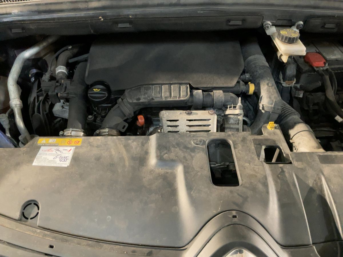 Citroen C4 2017 — photo 23