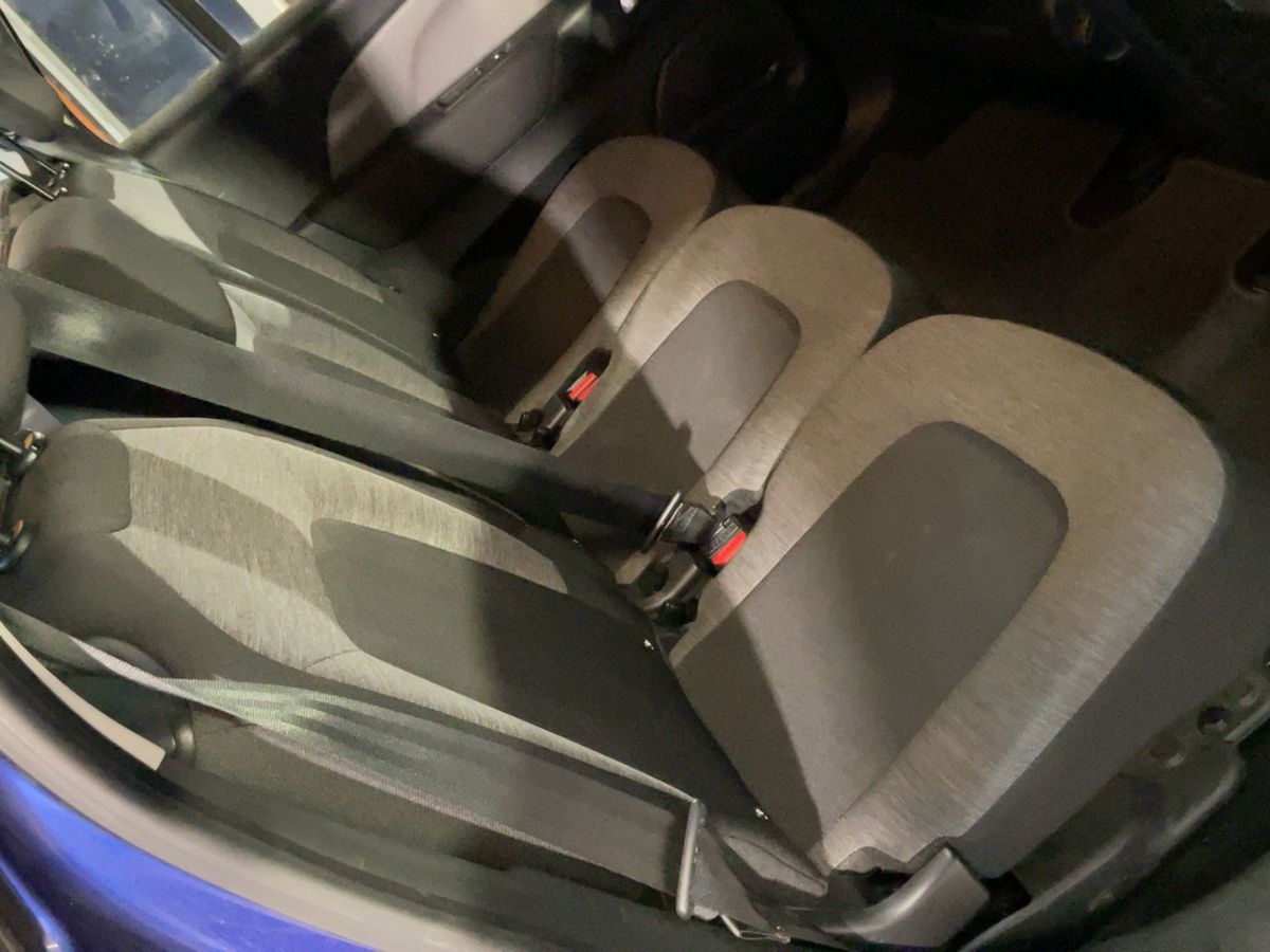Citroen C4 2017 — photo 21