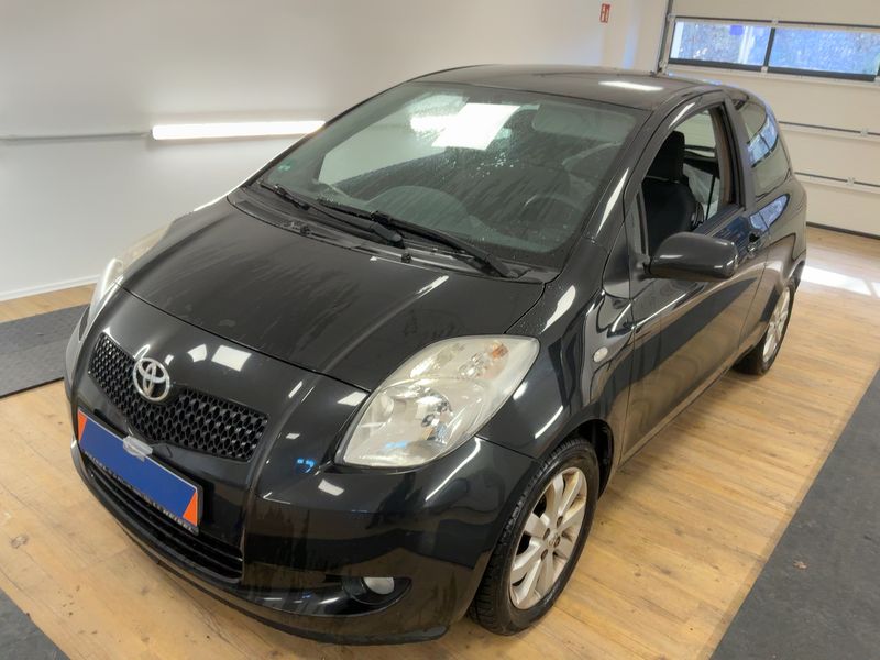 Yaris 1.0 VVT-i Team