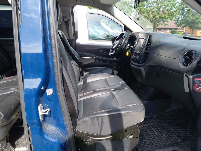 Mercedes-Benz Vito Tourer 116 CDI lang Pro — zdjęcie 10