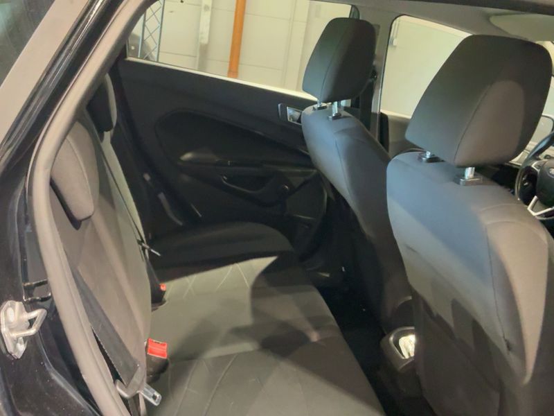 Ford Fiesta 1.25 Trend — zdjęcie 14