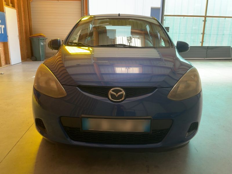 Mazda 2 1.4 Diesel CD Elegance — zdjęcie 9