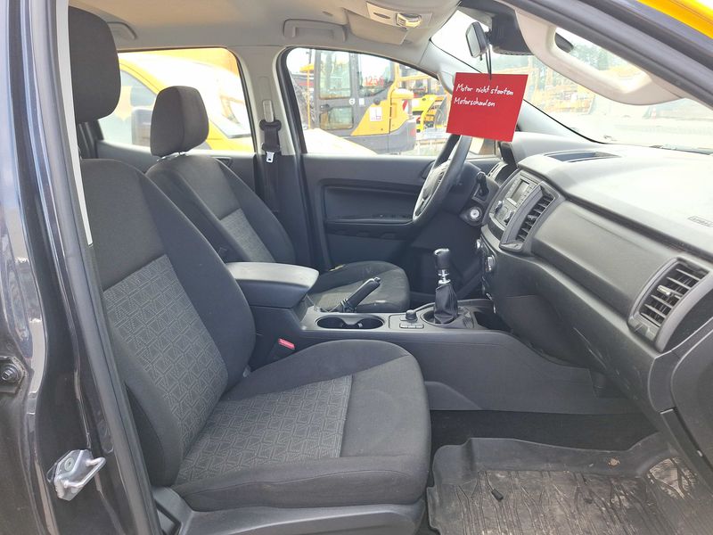 Ford Ranger 2.0 TDCi Doppelkabine 4x4 XL — zdjęcie 10