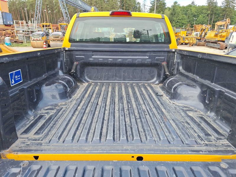 Ford Ranger 2.0 TDCi Doppelkabine 4x4 XL — zdjęcie 9