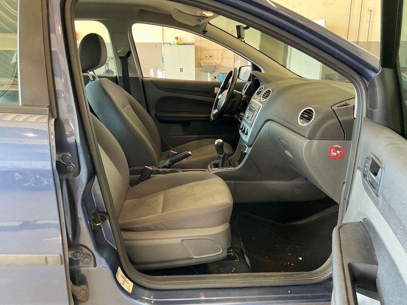 Ford Focus 1.6 TDCi Trend 2006 – снимка 3