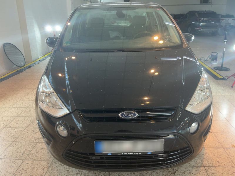 Ford S-Max 2.0 TDCi Business Edition — zdjęcie 9