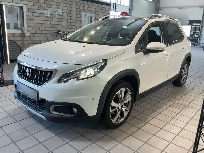Peugeot 2008 1.2 PureTech Allure