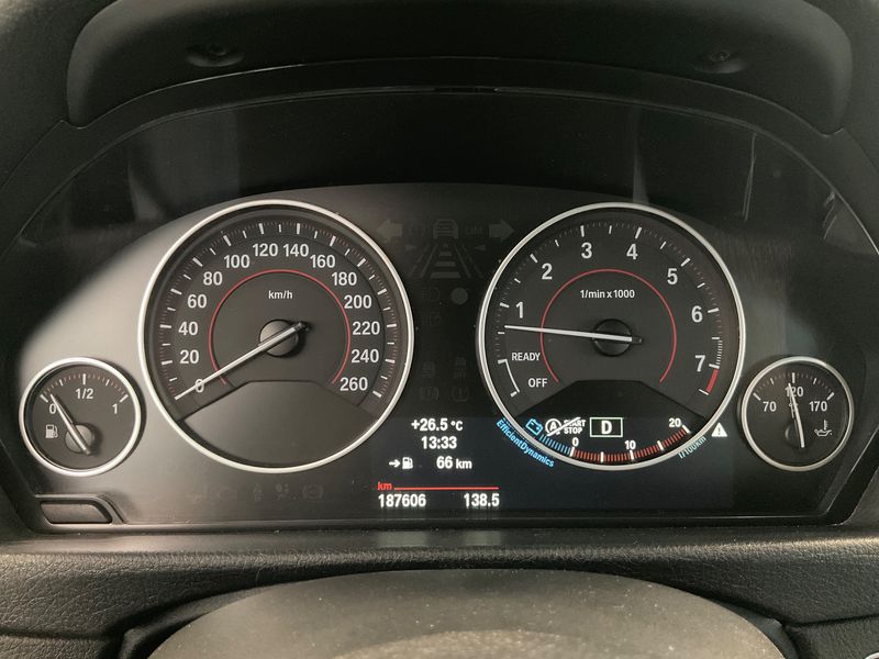 BMW 3er 335i xDrive — zdjęcie 13