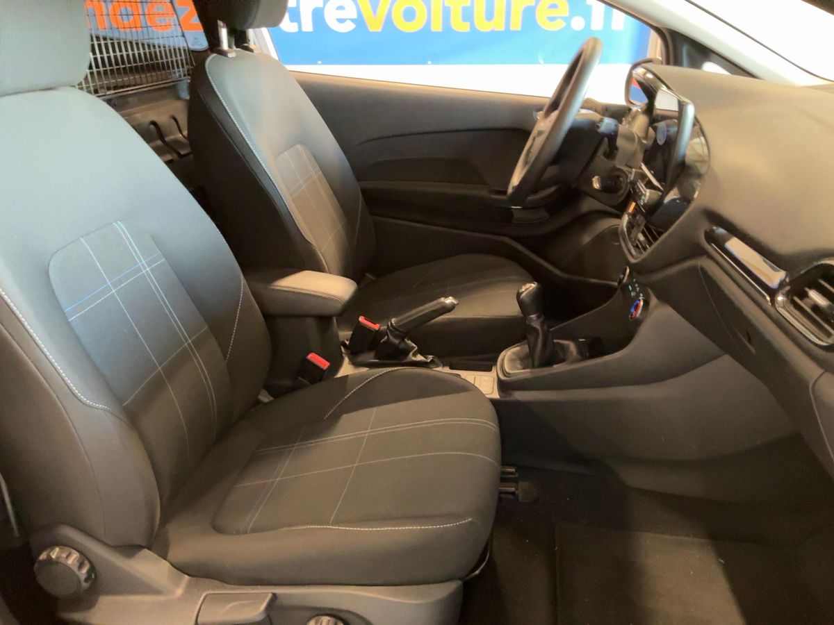 Ford Fiesta 2020 — photo 17