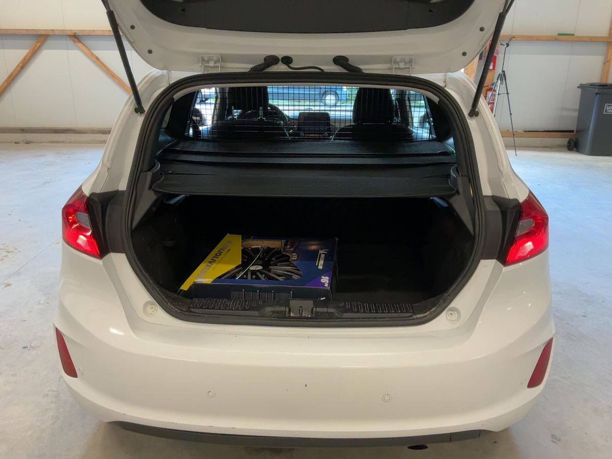 Ford Fiesta 2020 — photo 16