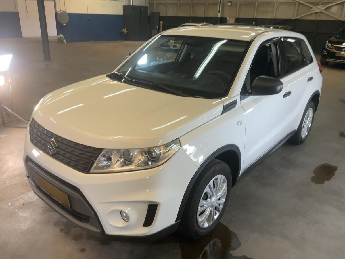 Suzuki Vitara 2016 — photo 1