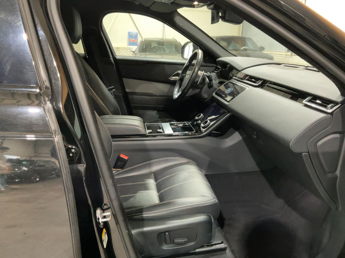 Land Rover 2018 — photo 17