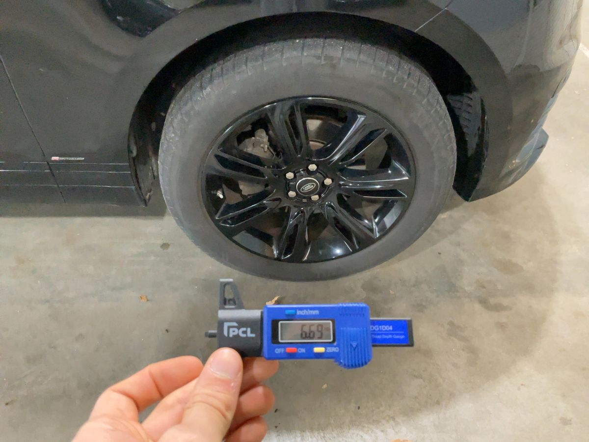 Land Rover 2018 — photo 12