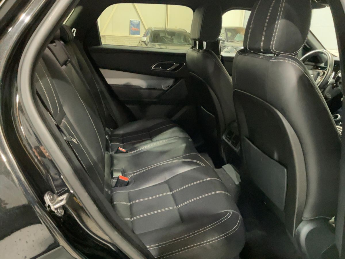 Land Rover 2018 — photo 20