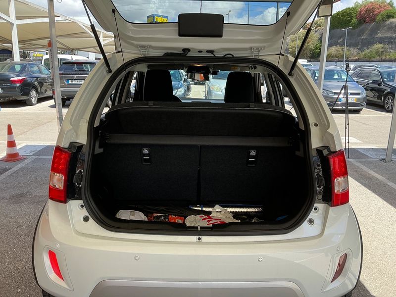 Suzuki Ignis 1.2 DualJet Mild-Hybrid Top — zdjęcie 10
