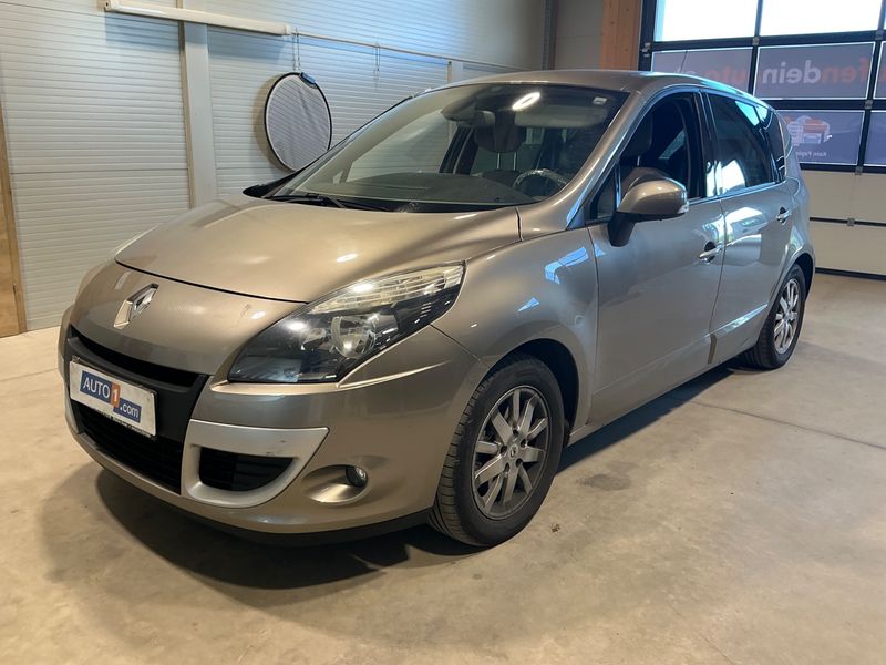 Renault Scenic 2.0 Privilege