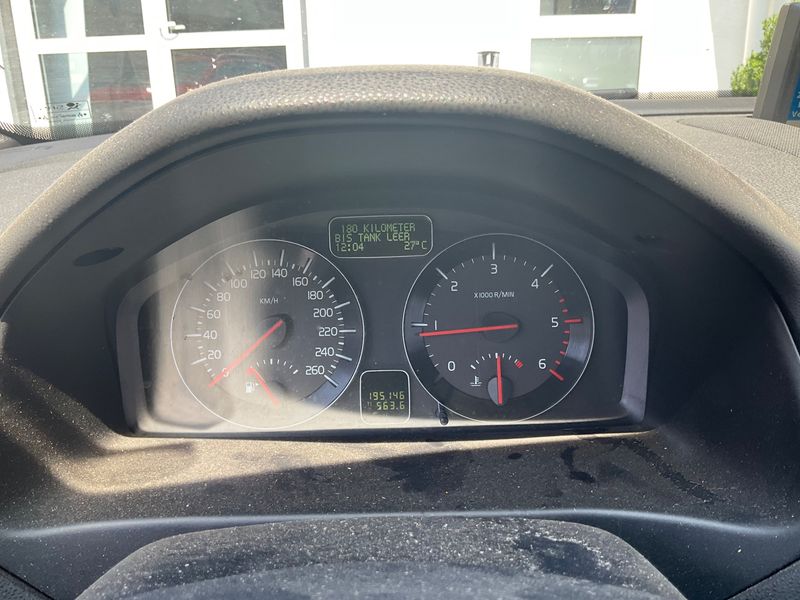 Volvo V50 1.6 D2 Business Edition — zdjęcie 4