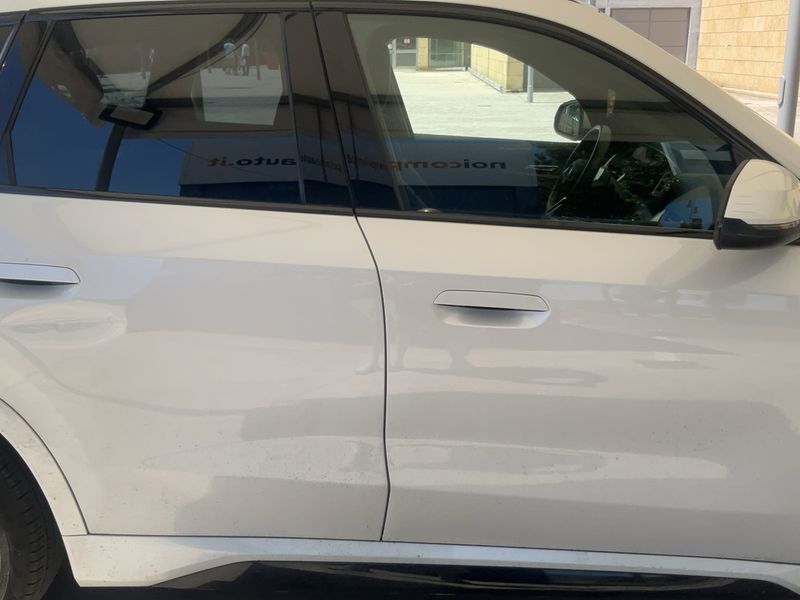BMW iX1 eDrive 20 M Sport 2025 – снимка 10