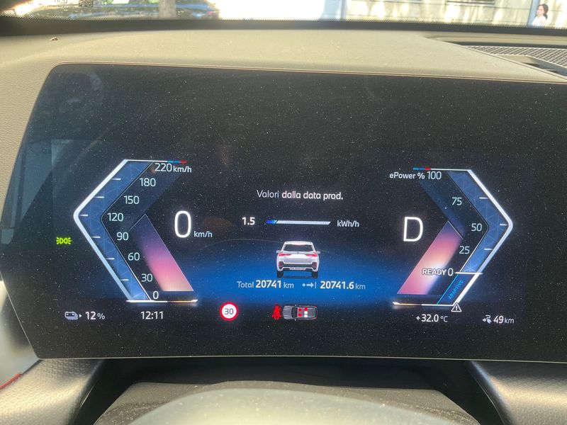 BMW iX1 eDrive 20 M Sport 2025 – снимка 18