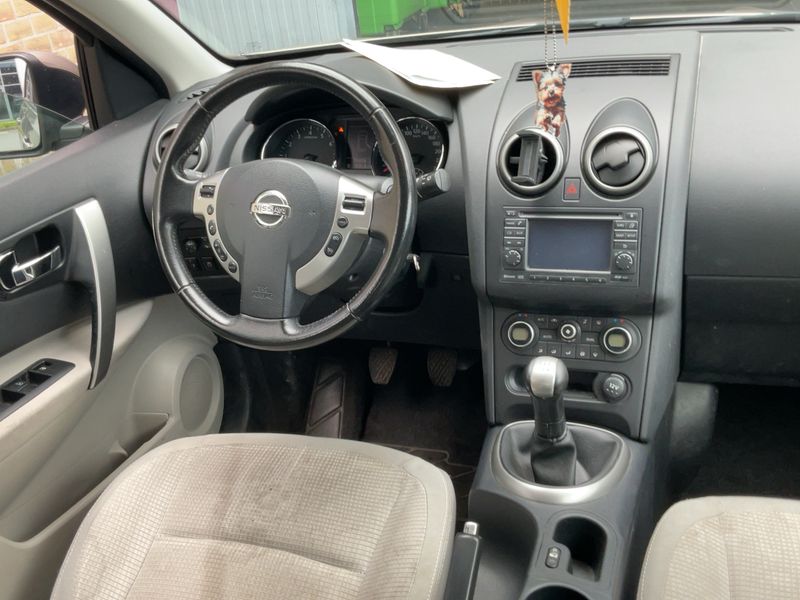 Nissan Qashqai 1.6 Acenta — zdjęcie 12