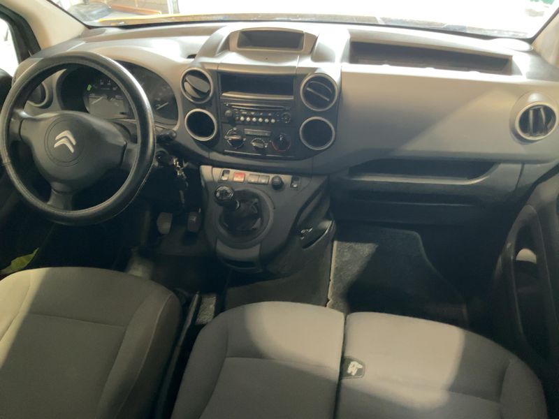 Citroen Berlingo 1.6 HDi Confort L1 — zdjęcie 12