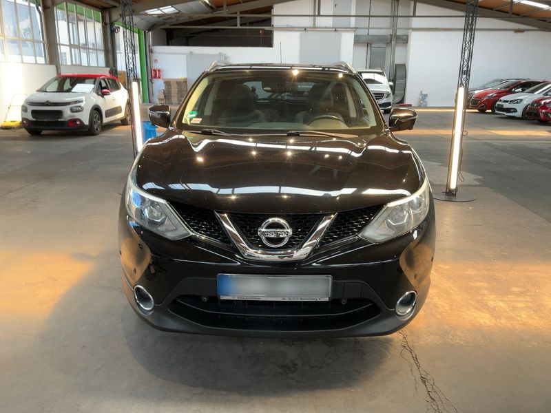 Nissan Qashqai 1.5 Turbodiesel Tekna — zdjęcie 9