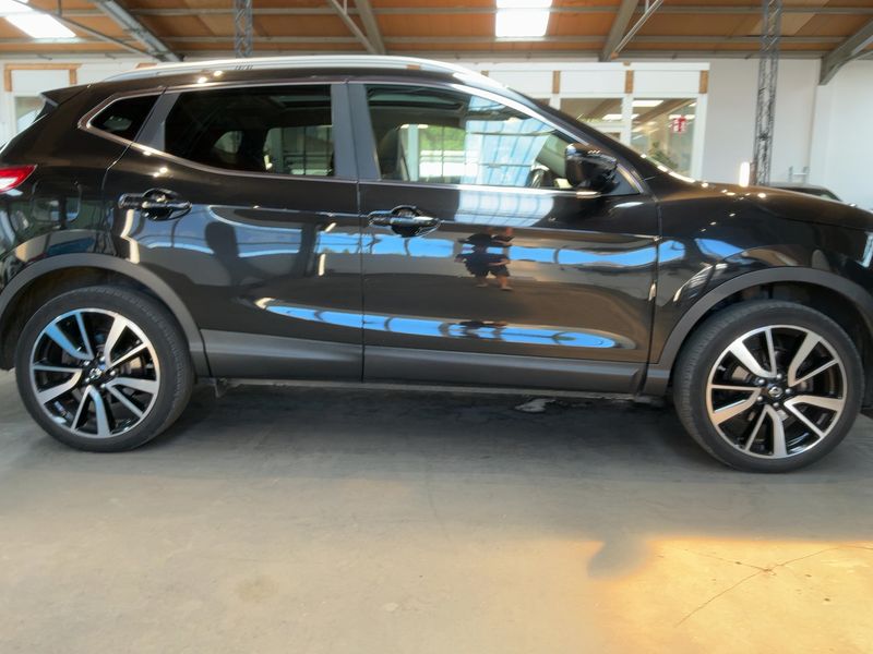 Nissan Qashqai 1.5 Turbodiesel Tekna — zdjęcie 7