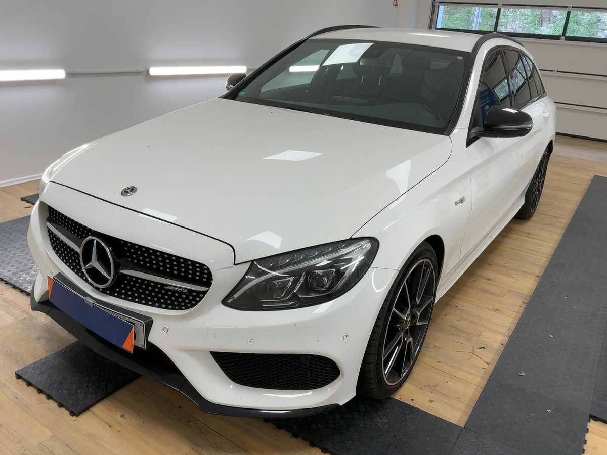 Mercedes-Benz C-Klasse 2017 — photo 1