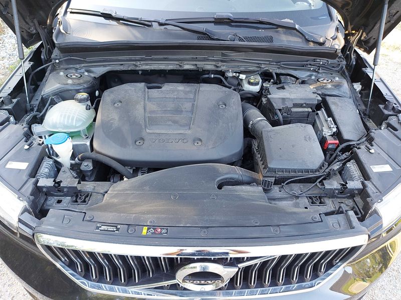 Volvo XC40 1.5 Inscription 2WD — zdjęcie 8