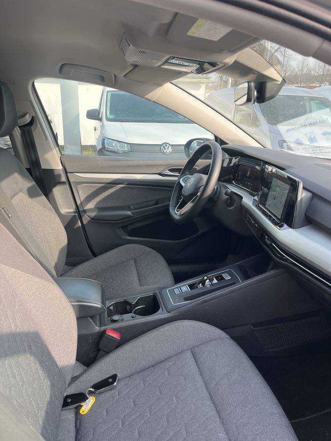 Volkswagen Golf 2024 — photo 11