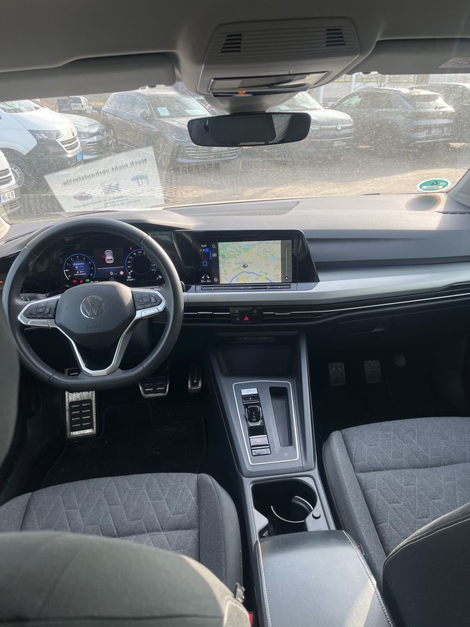 Volkswagen Golf 2024 — photo 12