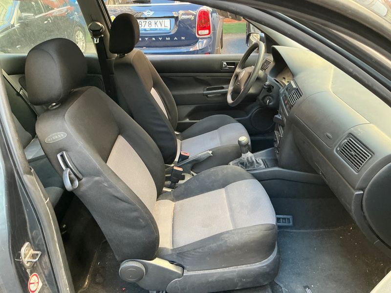 Volkswagen Golf IV 1.6 Spirit 2003 – снимка 3