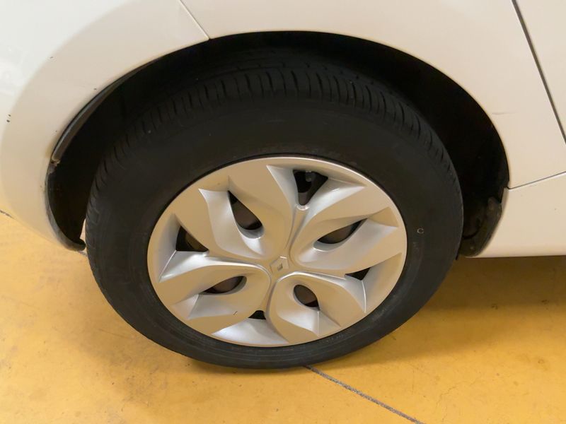 Renault Zoe electric drive 43 kW Life 2014 – снимка 9