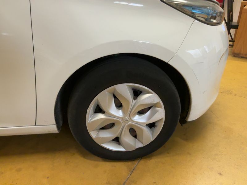 Renault Zoe electric drive 43 kW Life 2014 – снимка 11