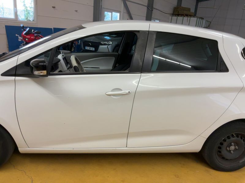 Renault Zoe electric drive 43 kW Life 2014 – снимка 4
