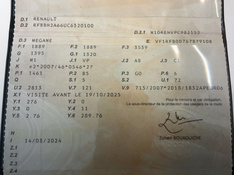 Renault Megane 1.5 BLUE dCi Business — zdjęcie 15
