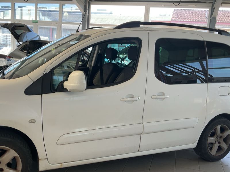 Peugeot Partner 1.6 HDi Allure 2015 – снимка 4