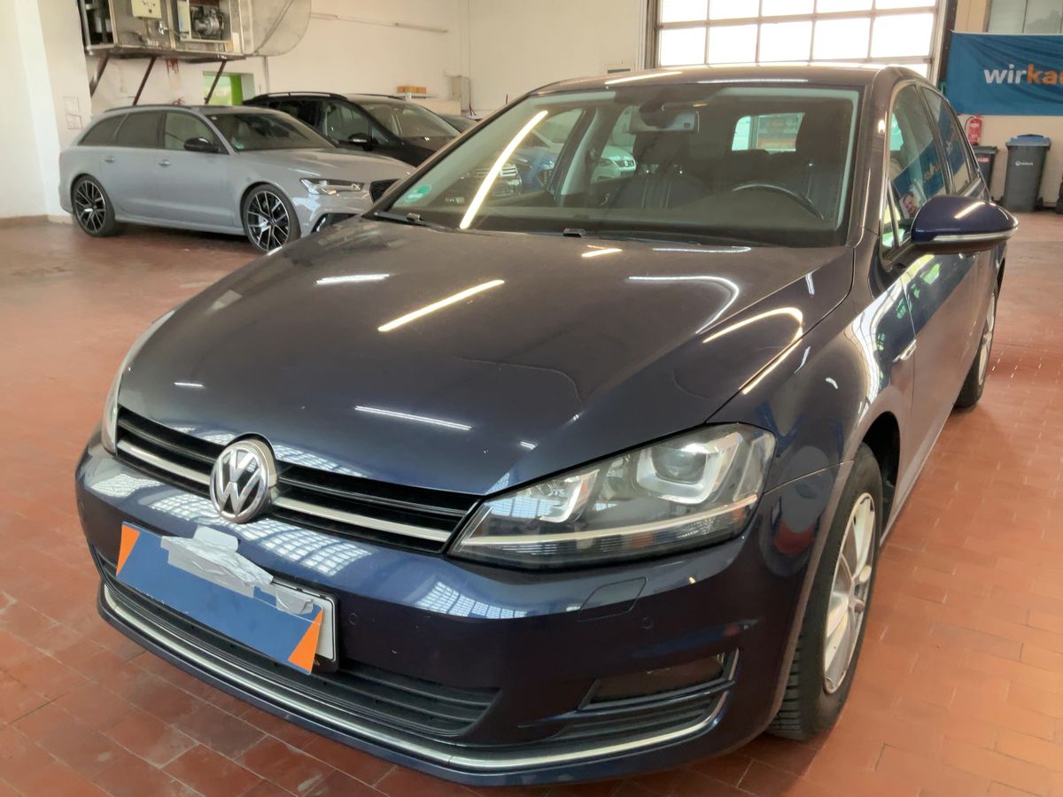 Volkswagen Golf 2015 — photo 1