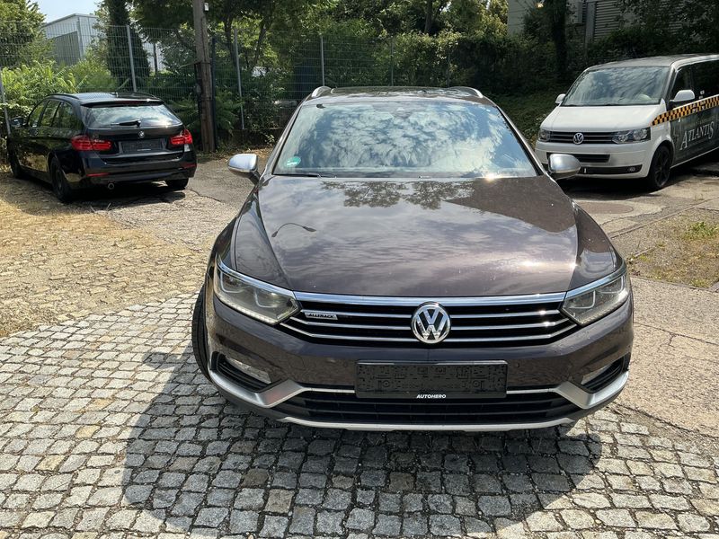 Volkswagen Passat Alltrack 2.0 TDI 4Motion BlueMotion Tech — zdjęcie 9