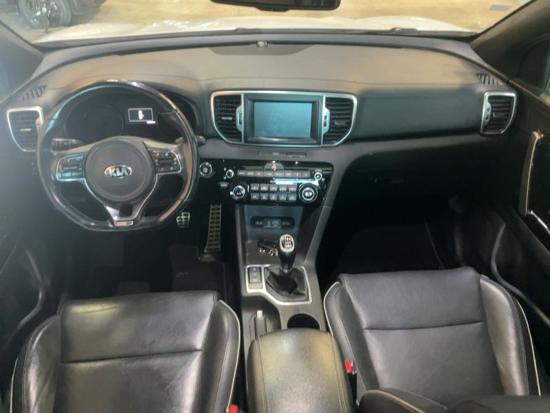 Kia Sportage 2.0 CRDi GT Line 2WD — zdjęcie 12